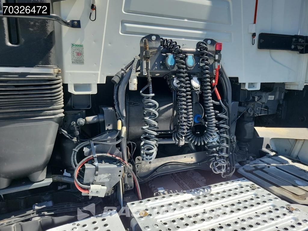 Renault T 480 T 4X2 HIGH Mega 2x Tanks ACC Sadulveokid
