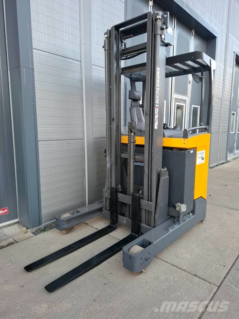 Atlet UMS160DTFVXC600 Schubmaststapler