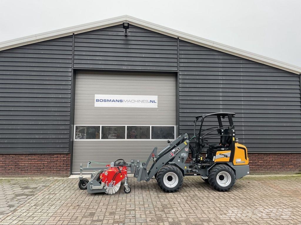 Hemach veegmachine / veegborstel NIEUW voor giant Bouw - Overige
