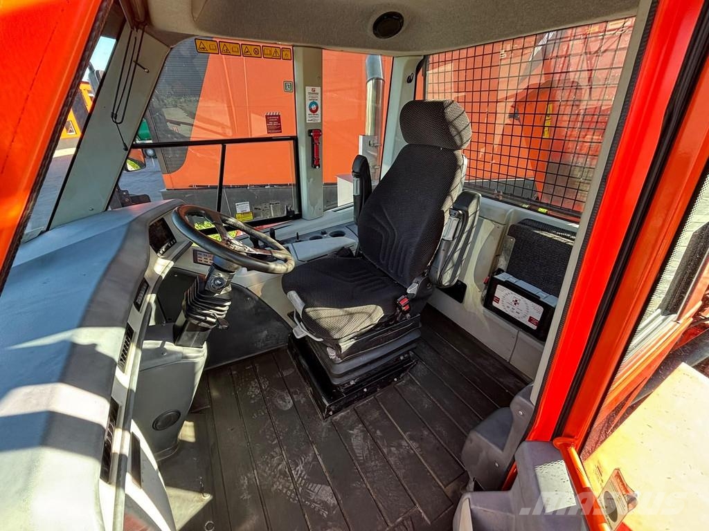 Doosan DA 30 6x6 Liigendraamiga pinnaseveokid