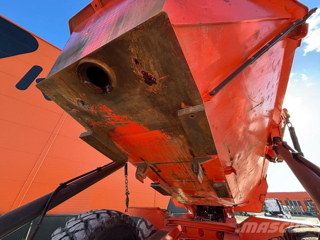Doosan DA 30 6x6 Liigendraamiga pinnaseveokid