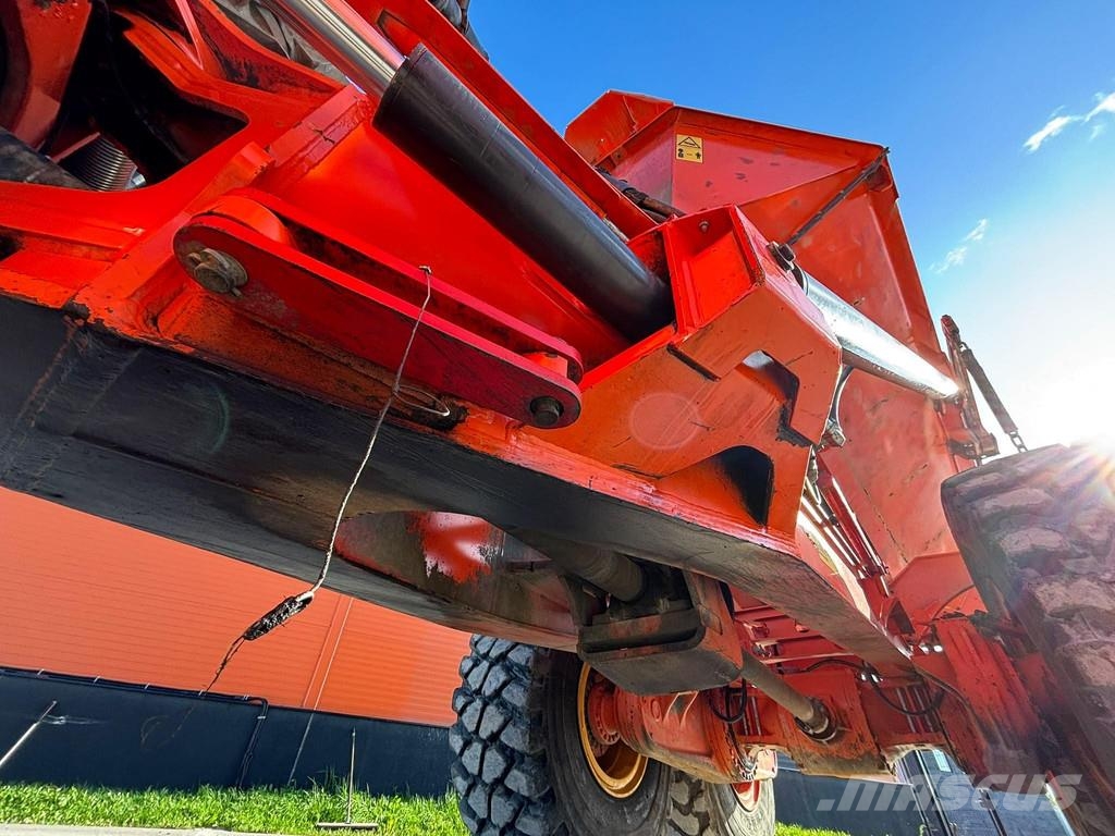 Doosan DA 30 6x6 Liigendraamiga pinnaseveokid
