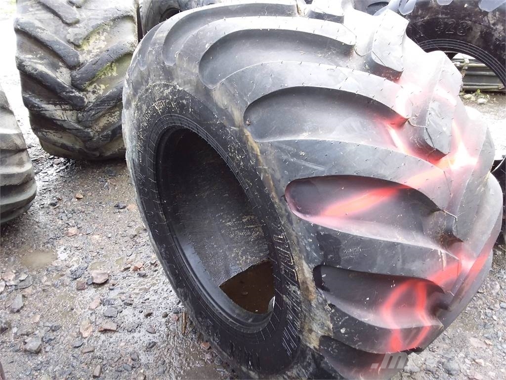 Trelleborg Twin 428 710/45x26,5 Used/Beg Tyres, wheels and rims