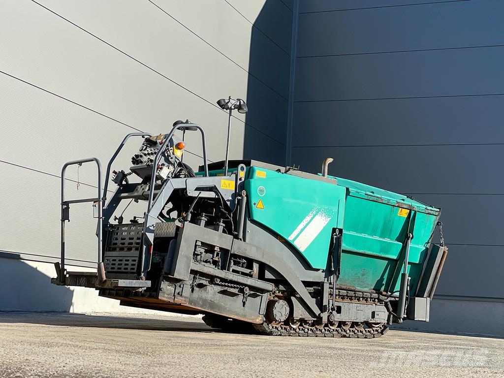 Vögele SUPER 800 Машини за асфалт