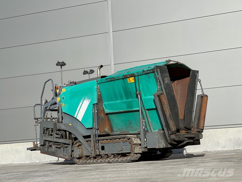 Vögele SUPER 800 Машини за асфалт