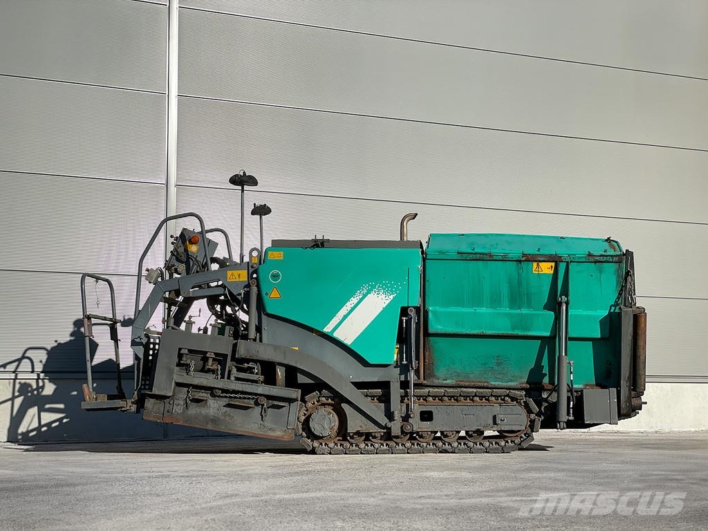Vögele SUPER 800 Машини за асфалт