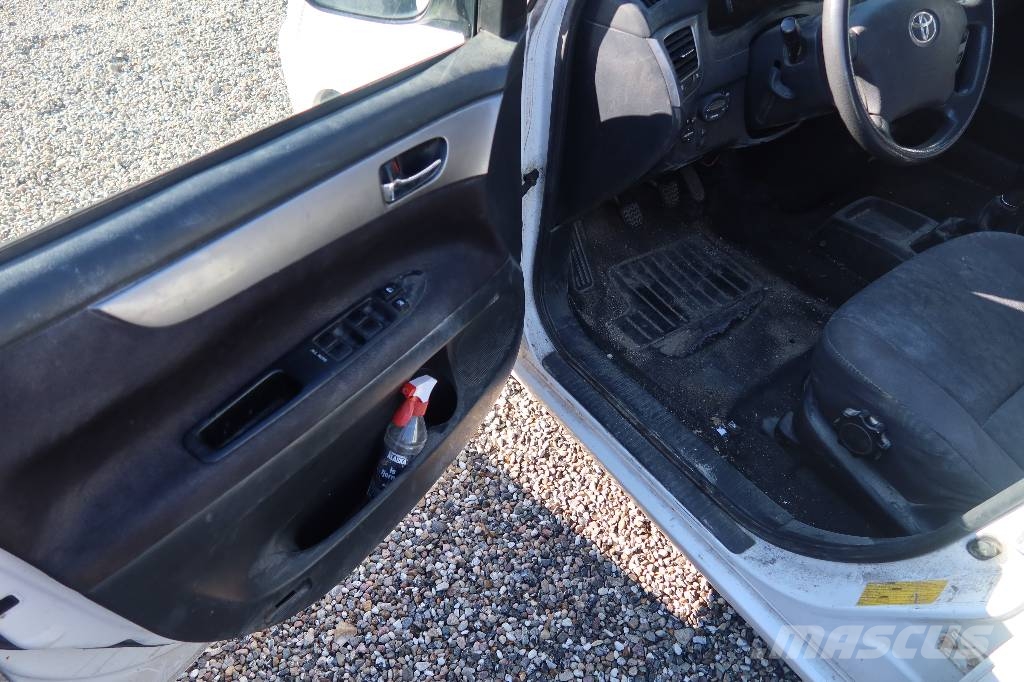 Toyota SPORTSVAN Gesloten bedrijfswagens