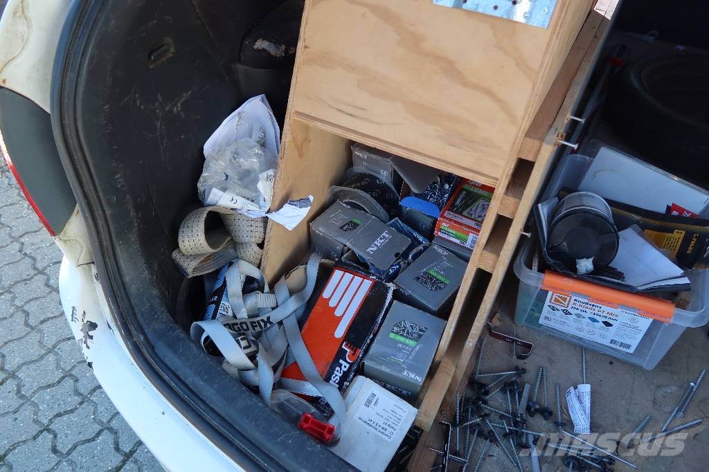 Toyota SPORTSVAN Gesloten bedrijfswagens