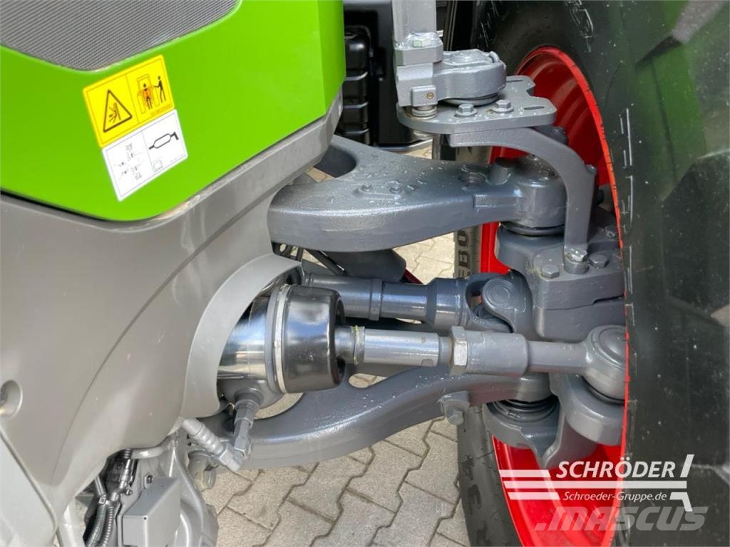 Fendt 936 VARIO GEN7 PROFI PLUS الجرارات