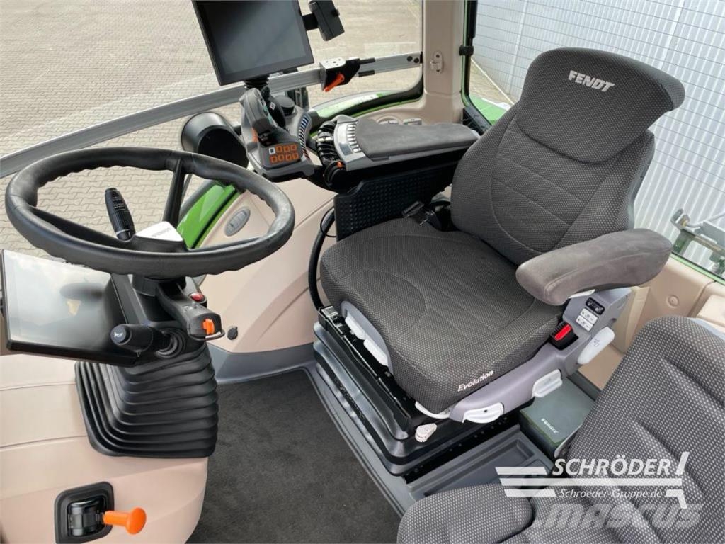 Fendt 936 VARIO GEN7 PROFI PLUS الجرارات