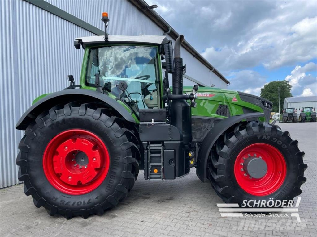 Fendt 936 VARIO GEN7 PROFI PLUS الجرارات