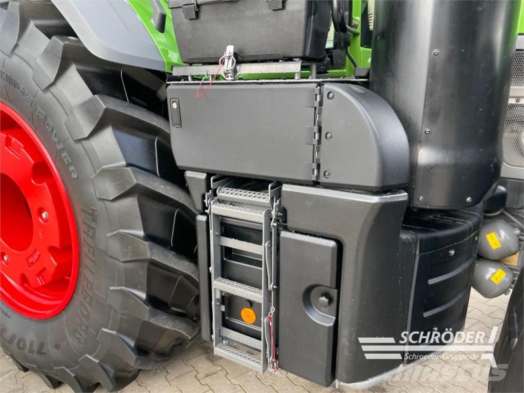 Fendt 936 VARIO GEN7 PROFI PLUS الجرارات
