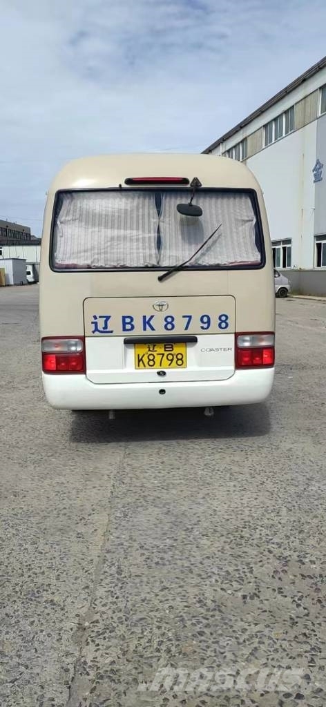 Toyota Coaster Bus 迷你巴士