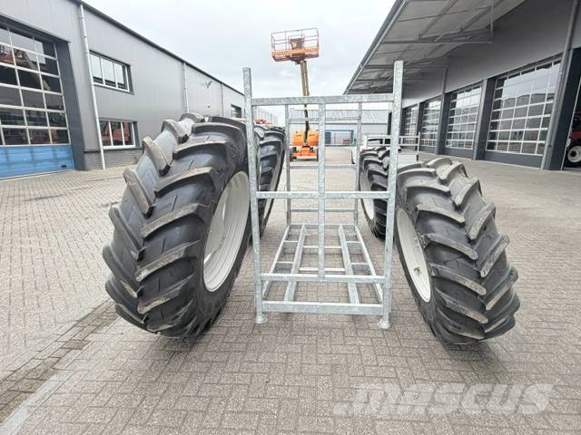 Michelin 20.8 R38 + 16.9 R28 Valtra Tractores