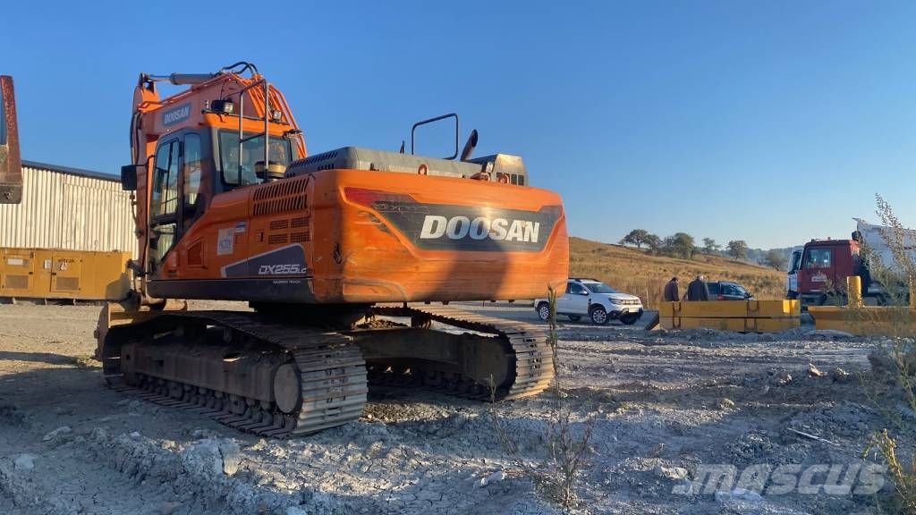 Doosan DX 255 LC-5, 2020, 10.576h, 25t, 1,6cm bucket 大型油圧ショベル12t以上(パワーショベル・ユンボ)