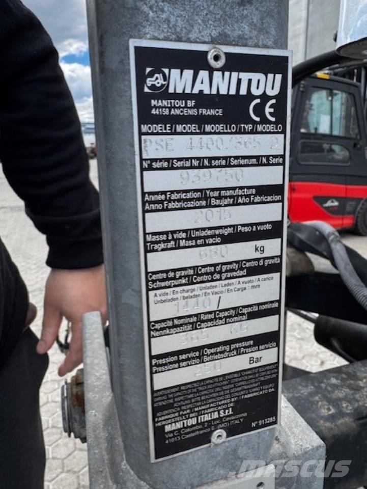 Manitou Vridbar Korg MRT مكونات أخرى
