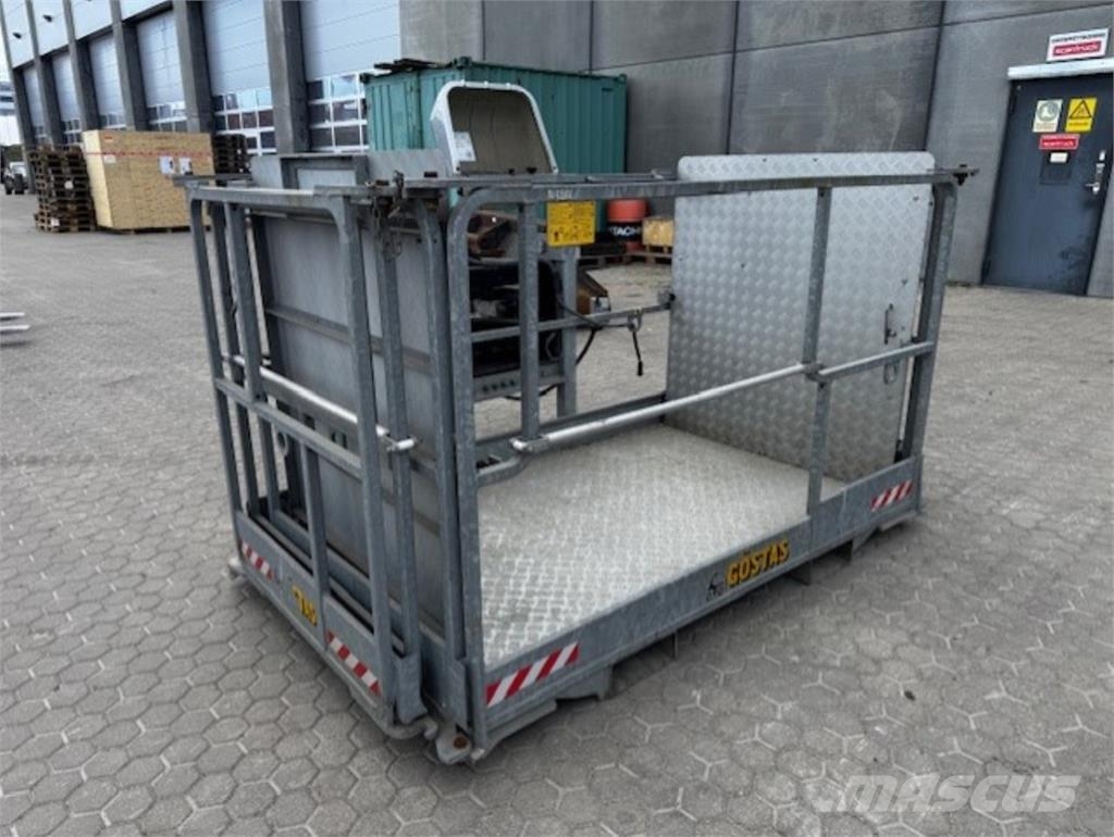 Manitou Vridbar Korg MRT مكونات أخرى