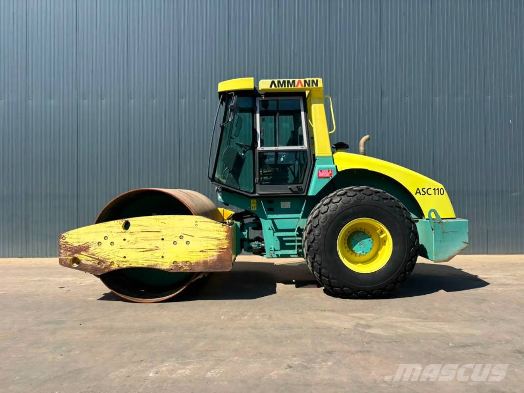 Ammann ASC110D مداحل أحادية الأسطوانة