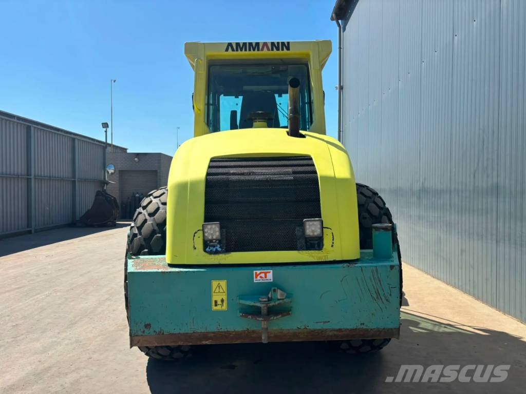Ammann ASC110D مداحل أحادية الأسطوانة