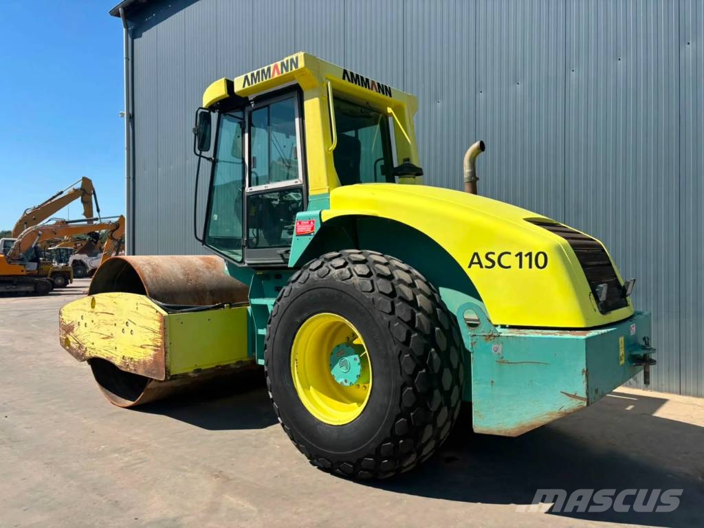Ammann ASC110D مداحل أحادية الأسطوانة