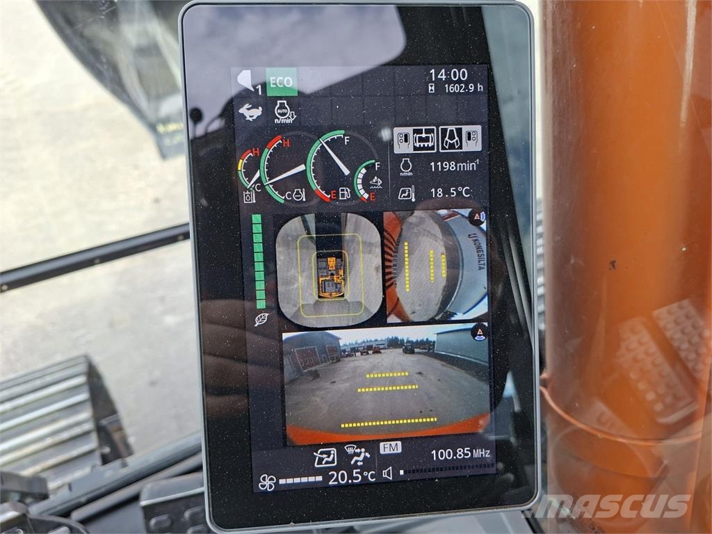 Hitachi ZX160LC-7 JATKETTU METSÄALUSTA, VÄHÄN AJETTU Escavadeiras de esteiras