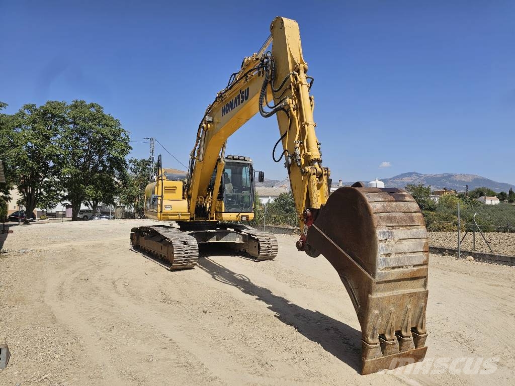 Komatsu HB 215 LC-2 Bageri gusjeničari