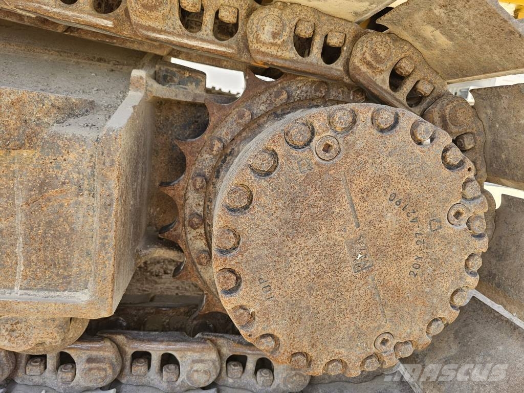 Komatsu HB 215 LC-2 Bageri gusjeničari