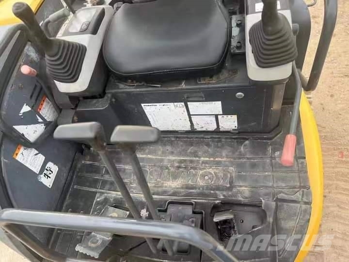 Komatsu PC 30 Εκσκαφείς με ερπύστριες