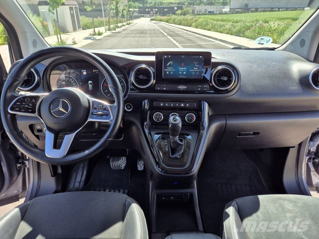 Mercedes-Benz CLASE T Carros