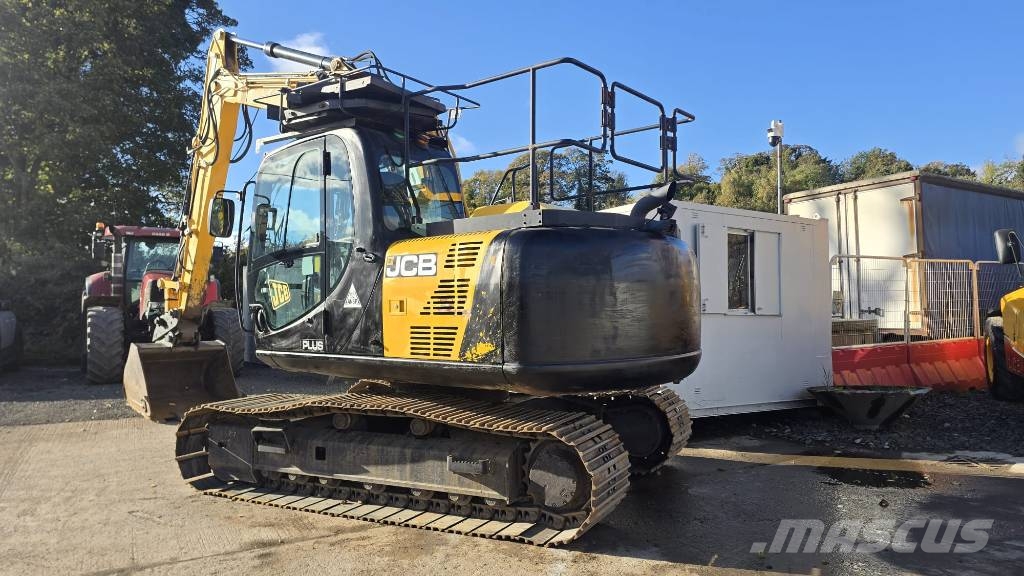 JCB JS 130 Rupsgraafmachines