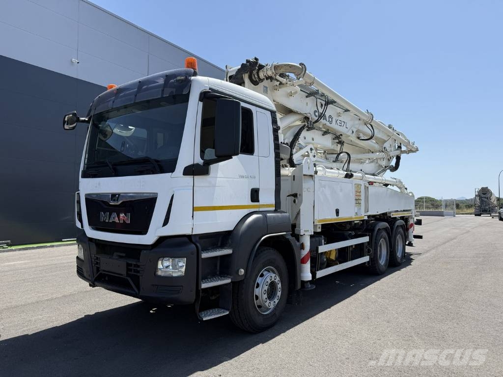 MAN TGS 26.420 طفرات توزيع الخرسانة
