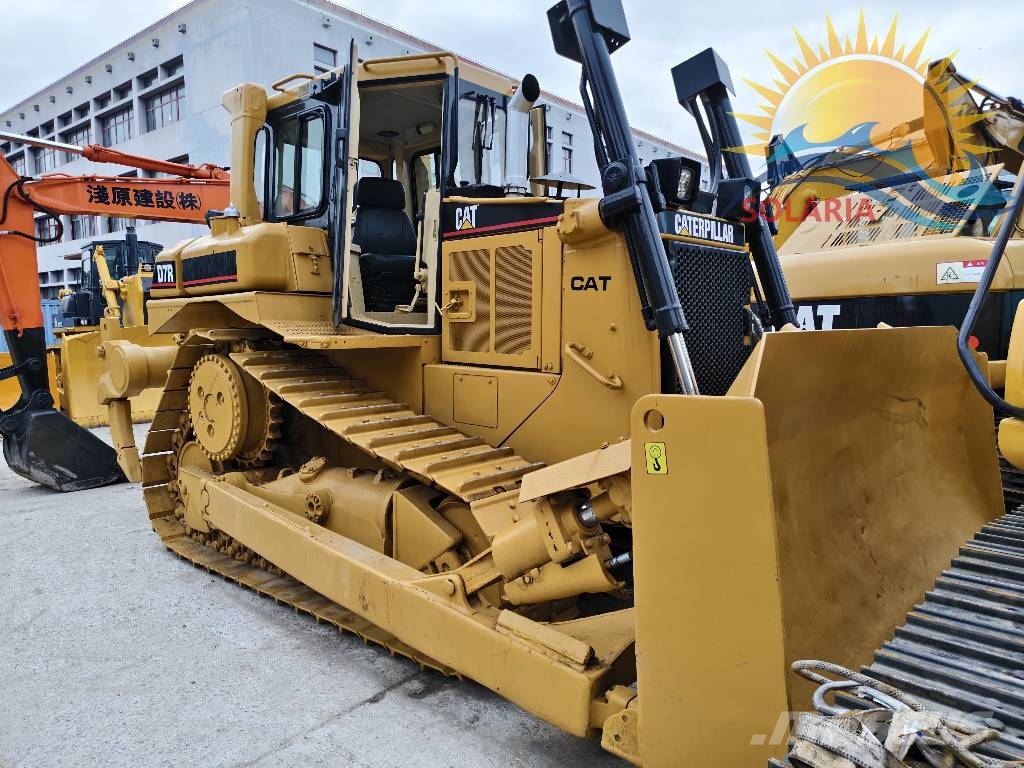 CAT D7R Buldožerji goseničarji
