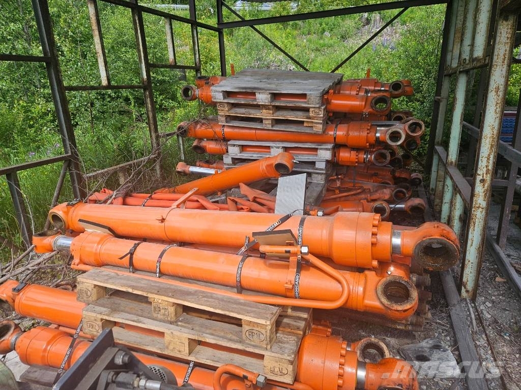Hitachi ZX 350 LC-7 Hitachi cylinder YA00074656/YA00016046 Hydraulics