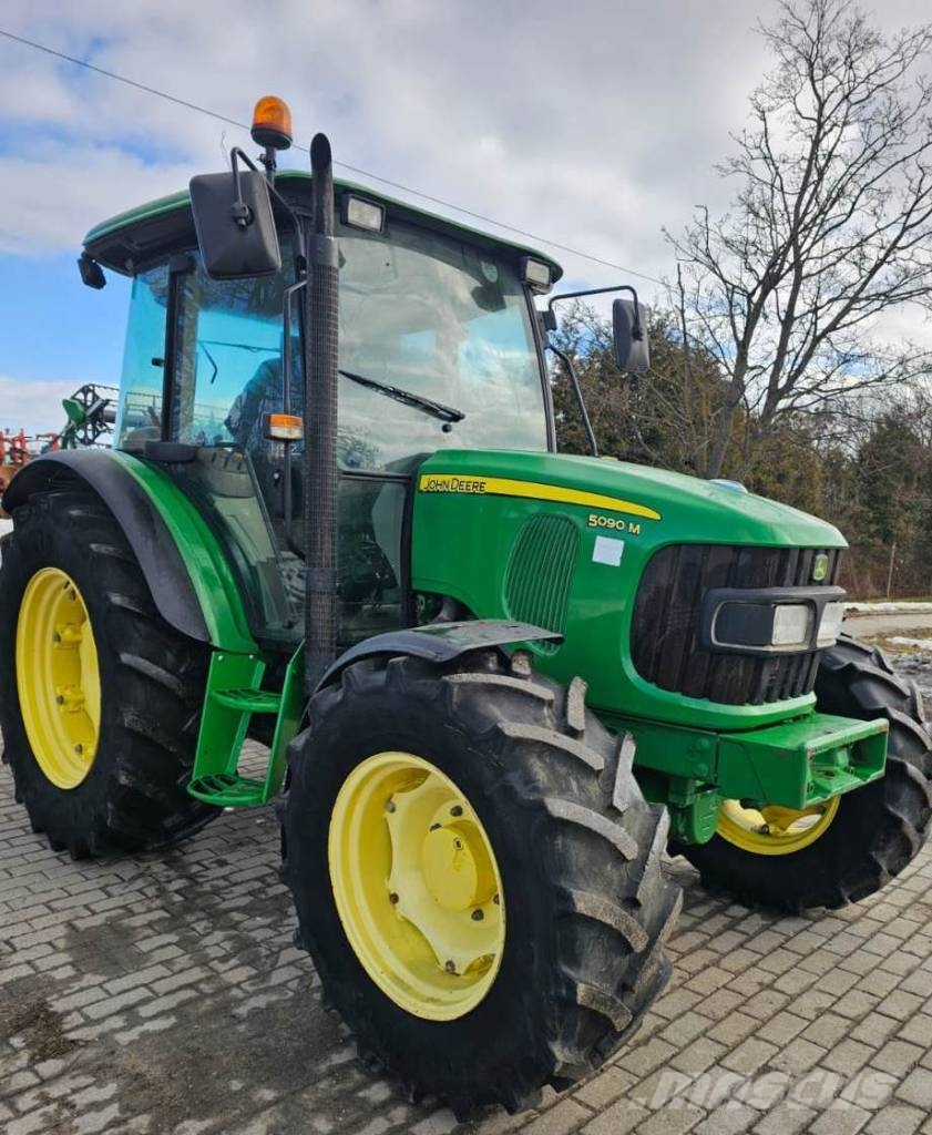 John Deere 5090 M Трактори
