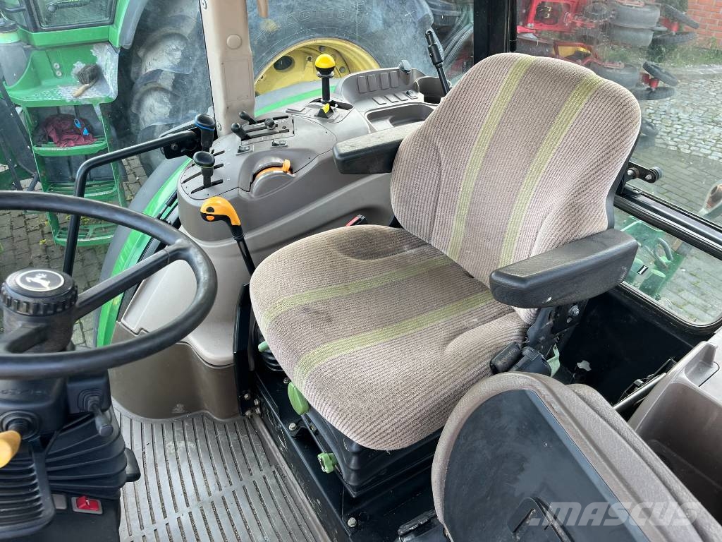 John Deere 5090 M Трактори