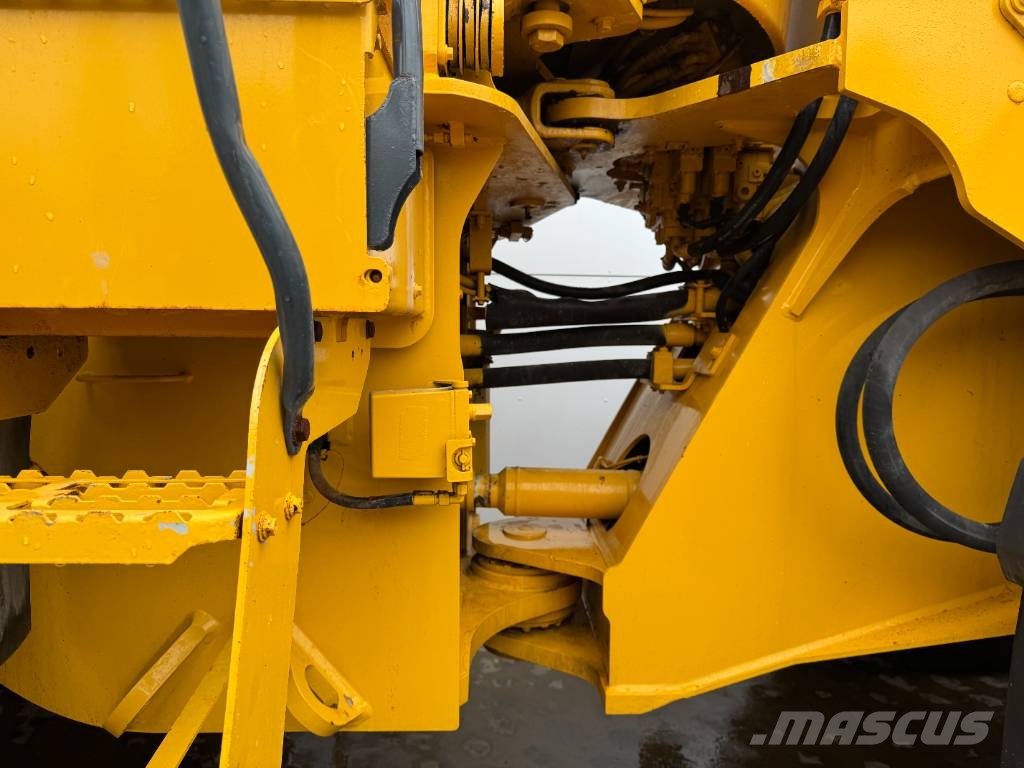 Volvo L150H - High-tip Bucket / Backup Camera Radlader