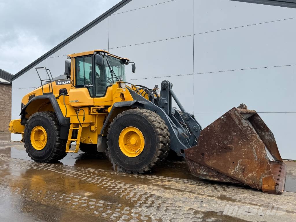 Volvo L150H - High-tip Bucket / Backup Camera Radlader