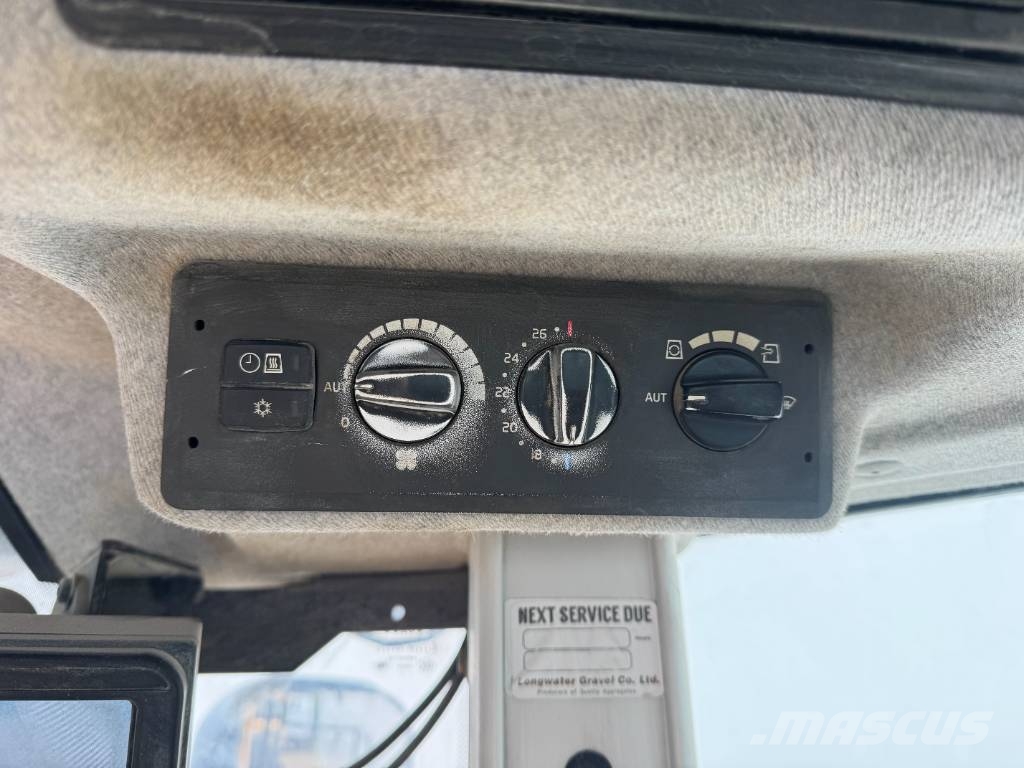 Volvo L150H - High-tip Bucket / Backup Camera Radlader