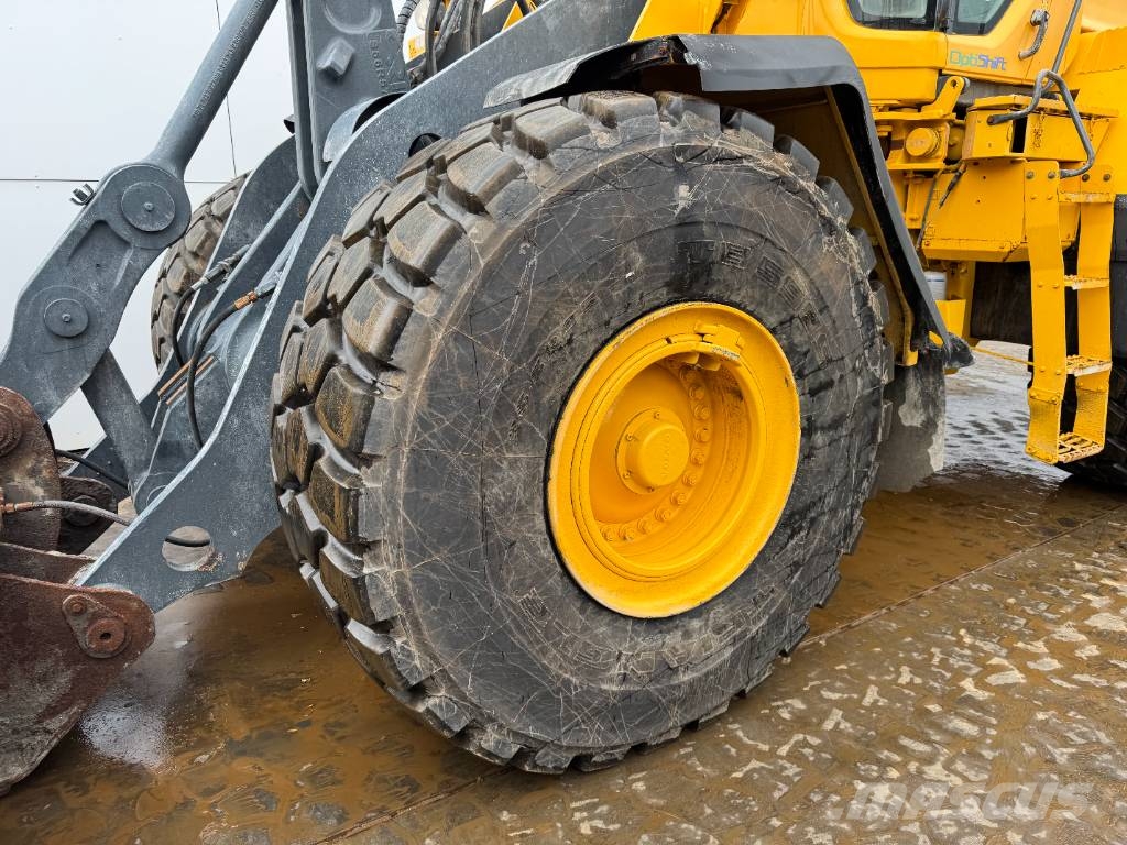 Volvo L150H - High-tip Bucket / Backup Camera Radlader
