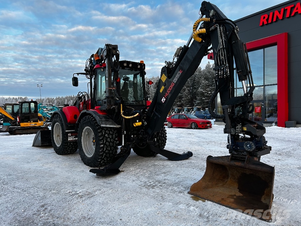 Huddig 1260 C / Kronos, Pyörittäjä, Hyvät renkaat Traktorgravere