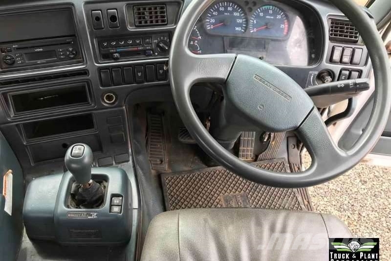 UD 2007 Nissan UD 400 Otros camiones