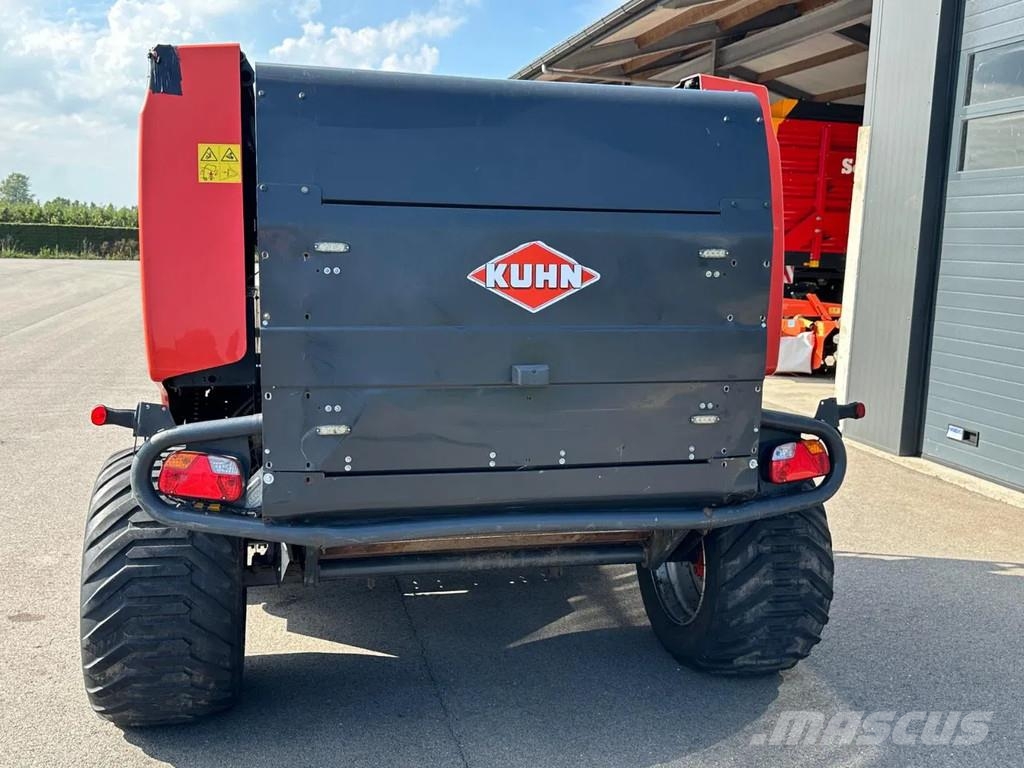 Kuhn FB 3130 rondebalenpers Falciatrinciatrici