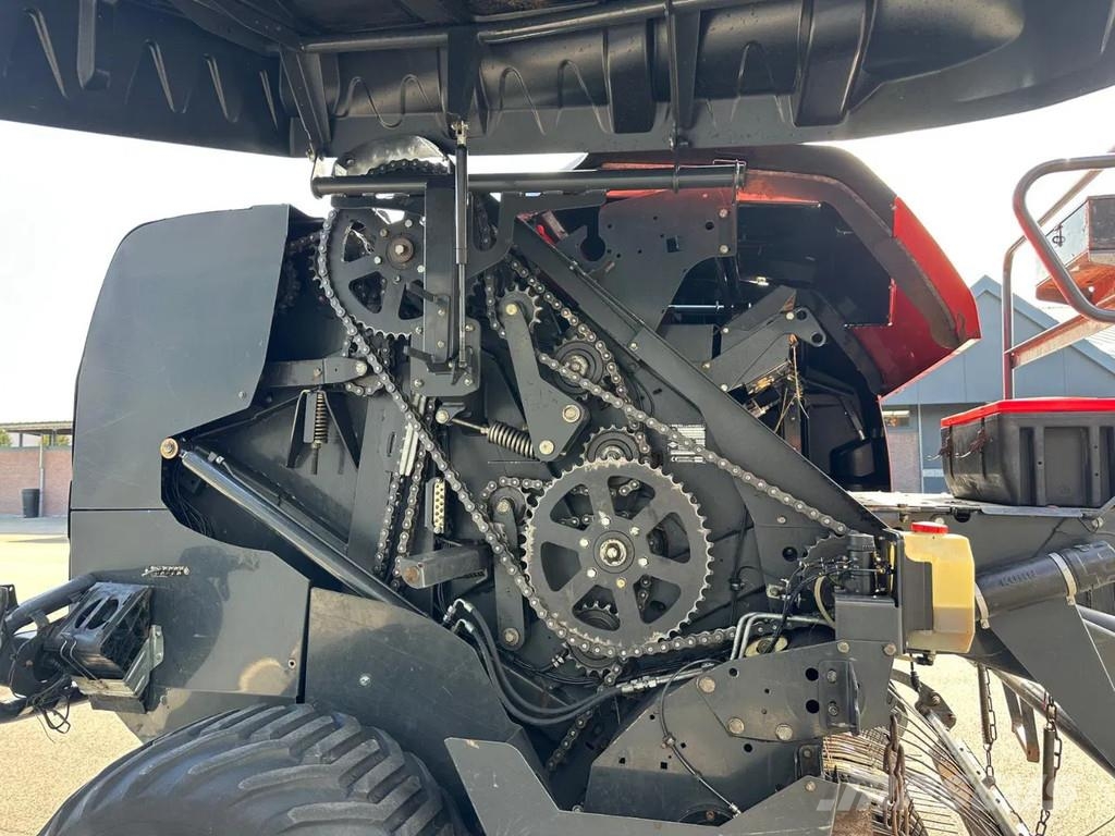 Kuhn FB 3130 rondebalenpers Falciatrinciatrici