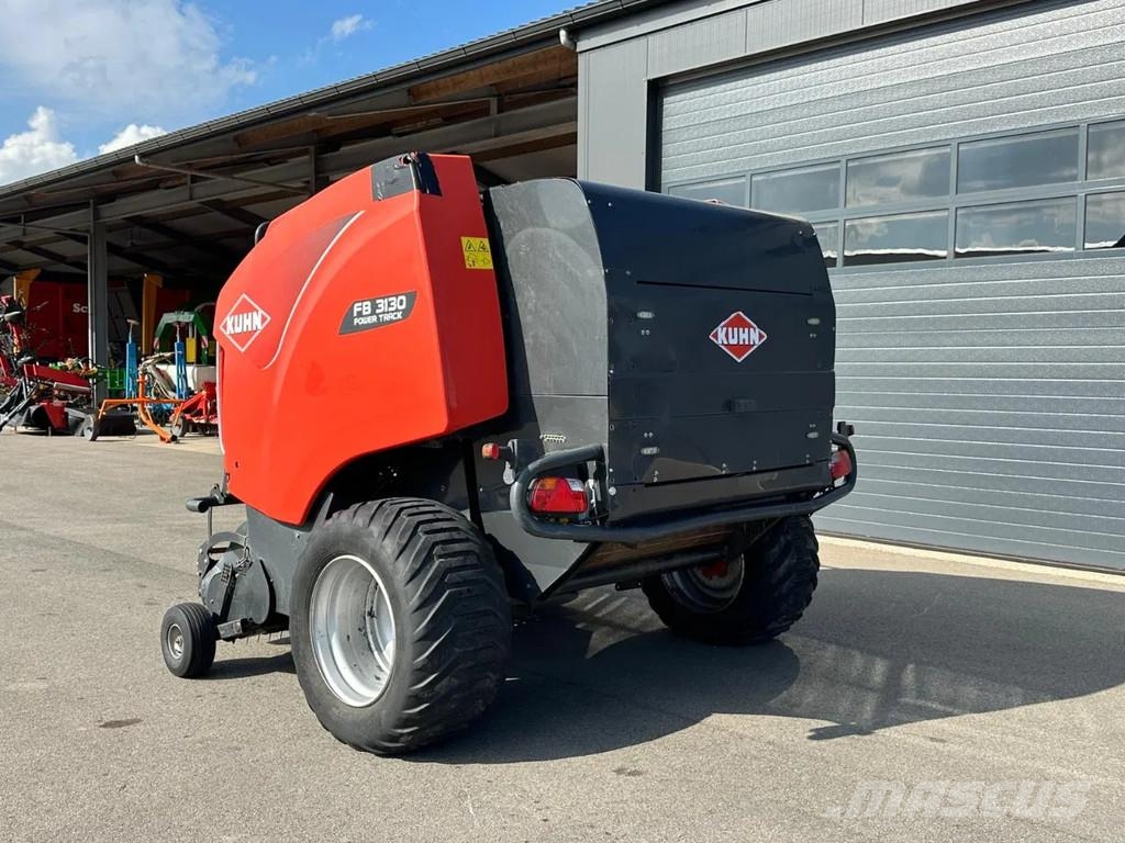 Kuhn FB 3130 rondebalenpers Falciatrinciatrici