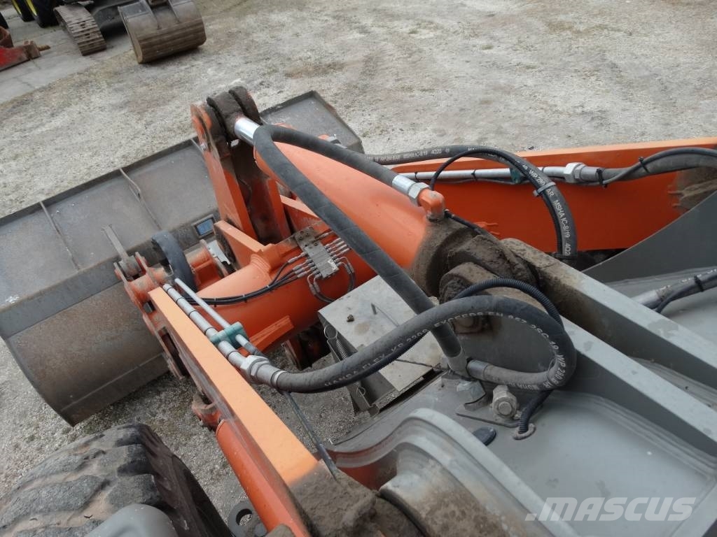 Weycor AR 660 Фронтальные погрузчики