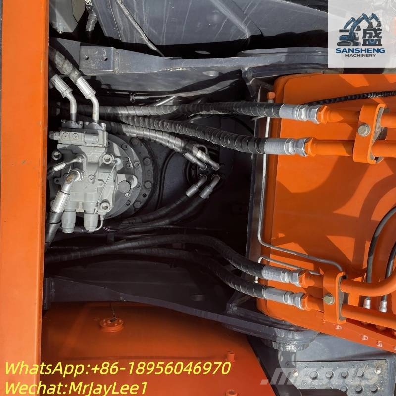 Hitachi ZX 210 حفارات زحافة