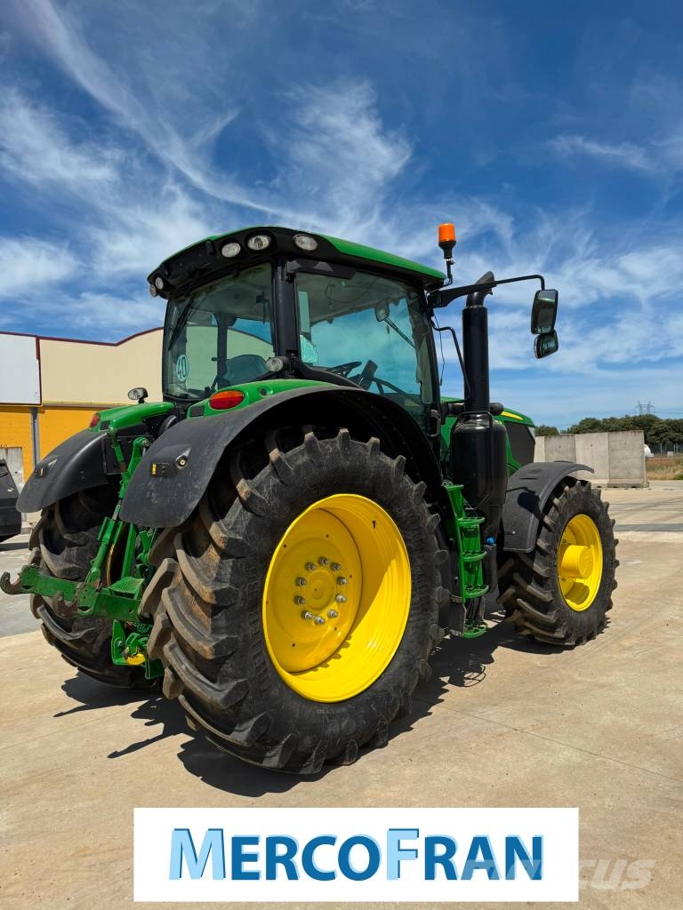 John Deere 6175 R Tractoren