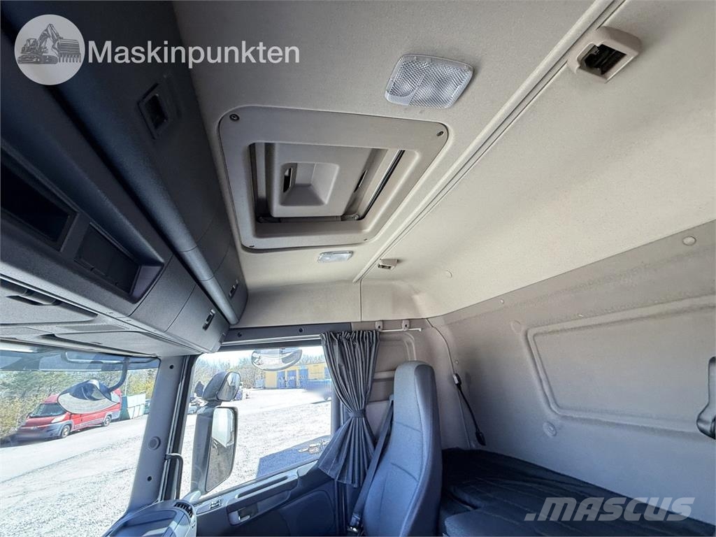 Scania G370LA4X2MNA Tegljači