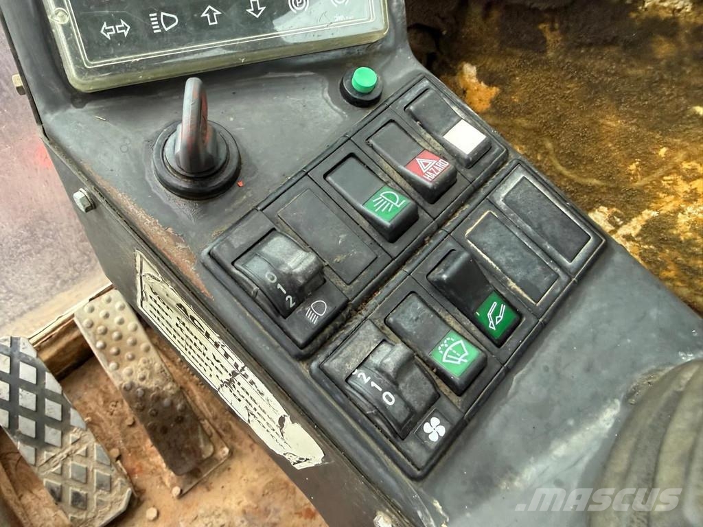 Schaeff HML31 Közepes (midi) kotrók 7 t - 12 t
