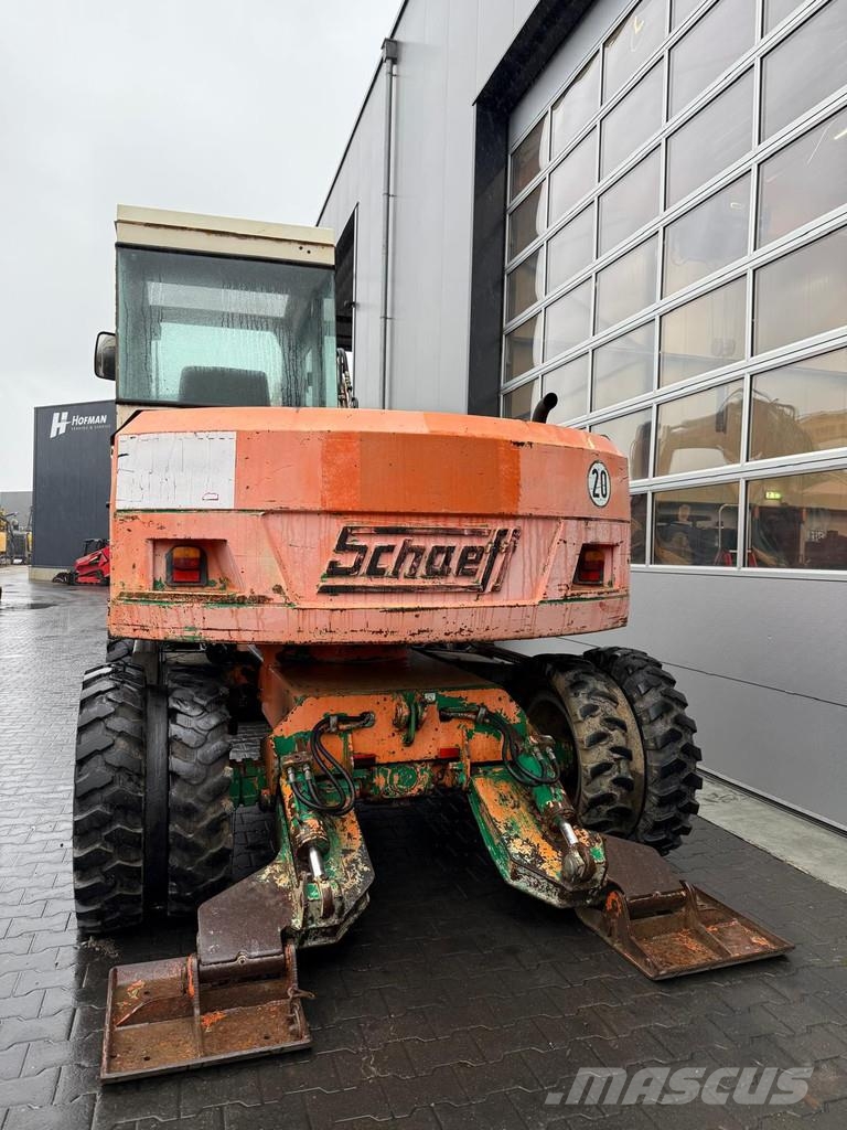 Schaeff HML31 Közepes (midi) kotrók 7 t - 12 t